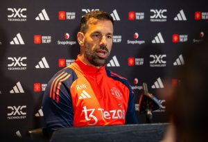 Ruud van Nistelrooy makes change to Man Utd preparations that caught out Erik ten Hag before his sacking