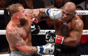 Jake Paul vs Mike Tyson round-by-round as YouTuber, 27, beats boxing legend, 58, in forgettable Netflix fight