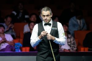 Ronnie O’Sullivan LOSES from 3-0 up to exit Champion of Champions Snooker leaving commentators shocked