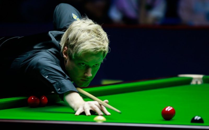 Former snooker world champion swapping cue for completely different sport thanks to tips from ex-England captain