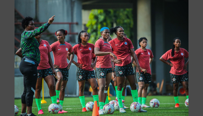 Super Falcons arrive in Angers for France friendly