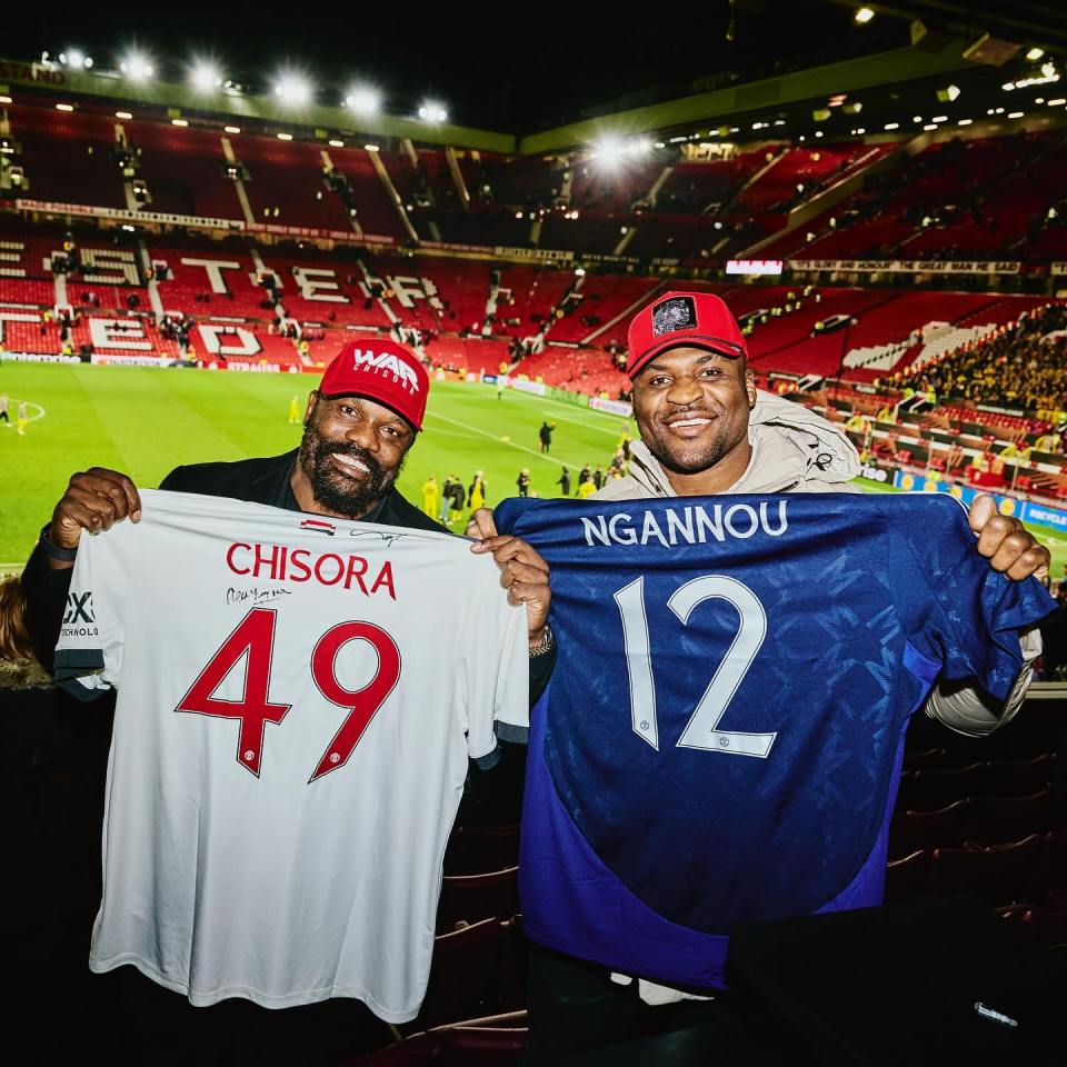 Derek Chisora meets former Anthony Joshua opponent at Man Utd clash after calling him out for last ever fight