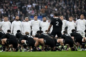 ‘Love that’ – Fans react as England walk forward, grin and laugh at New Zealand haka after Joe Marler ‘disrespect’ saga