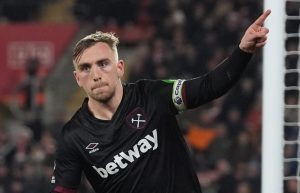 Southampton 0 West Ham 1: Jarrod Bowen scores winner in controversial match after Guido Rodriguez red card is overturned