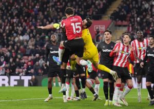 ‘We were very worried’ – Lukasz Fabianski injury update after West Ham star was stretchered off and given oxygen