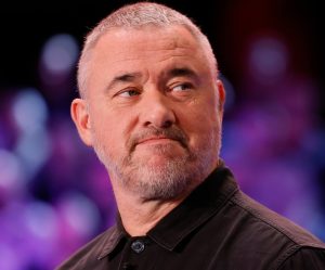 Stephen Hendry warns taking World Snooker Championship away from Crucible risks losing things money can’t buy