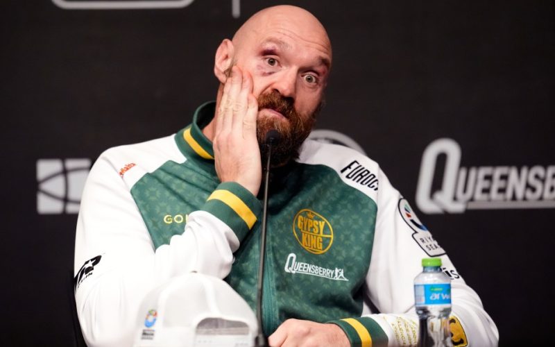 Tyson Fury’s ‘very chilling’ gesture acted as ‘red flag’ to his chances of beating Usyk, says body language expert