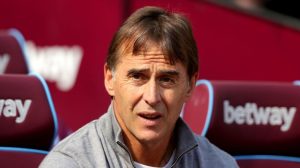 West Ham considering replacing Lopetegui with Potter