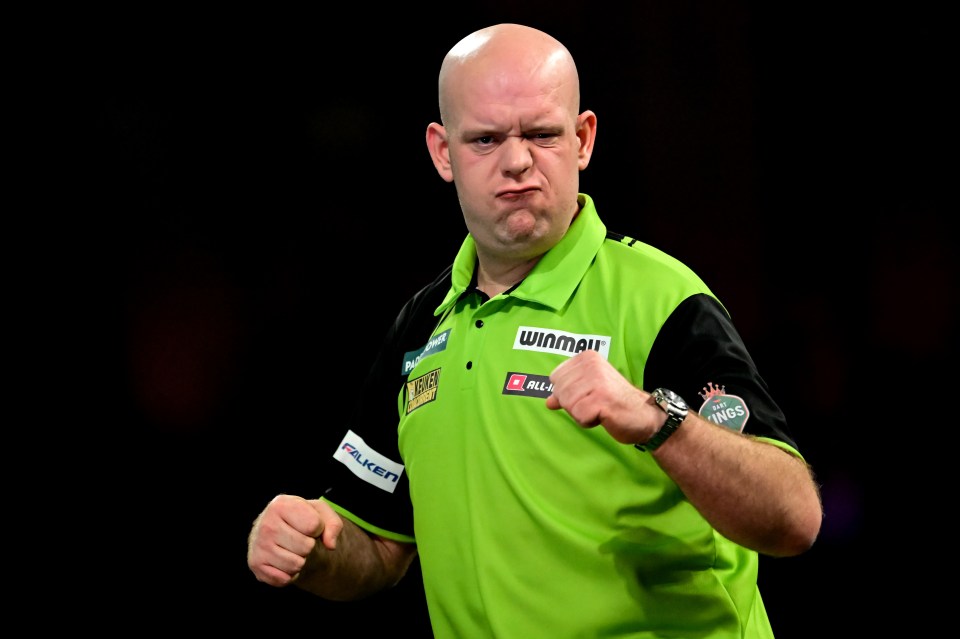 World Darts Championship final EXACT time – what time is Van Gerwen vs Littler/Bunting and how many sets will be played?