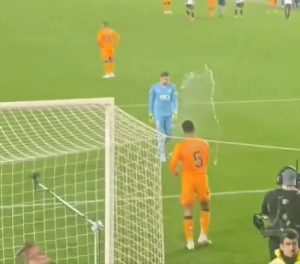 Jude Bellingham’s furious reaction to Valencia goalkeeper after Vinicius Jr sent off in heated Real Madrid clash