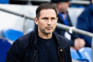 Frank Lampard planning Premier League raid for ex-Arsenal defender who fell out with his manager